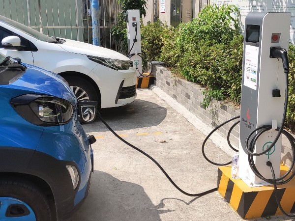 電動汽車安防監控系統