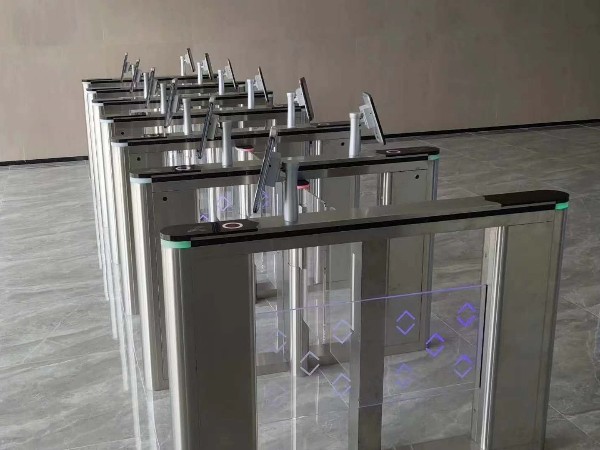 人臉識(shí)別門(mén)禁系統(tǒng)有哪些功能？快來(lái)了解吧！