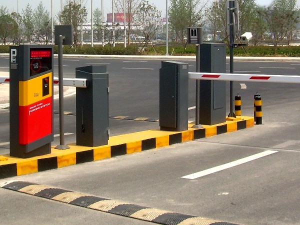 智能交通監控系統功能升級，實現多場景應用