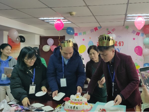 陜西鑫安安防2021年第四季度員工生日會(huì)，感謝有你，一路同行！
